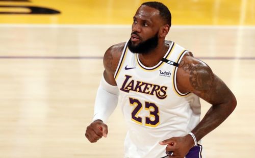 湖人战胜独行侠，锁定季后赛名额！