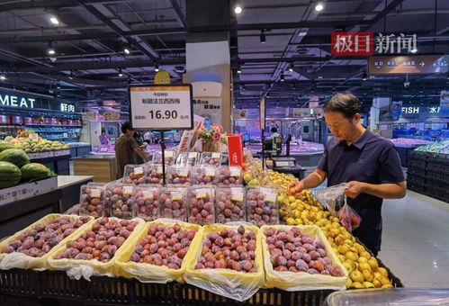 “水果贵族”集体大降价，蓝莓、车厘子平民化背后