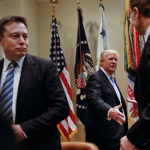 马斯克与特朗普顾问互怼：一场关于贸易政策的激烈交锋