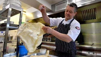 外国人吃到中国科技的细糠了！甲亢哥直播Citywalk引爆国际互联网