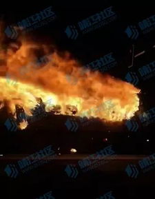 腾讯会议宕机背后：单价刷新与AI新布局