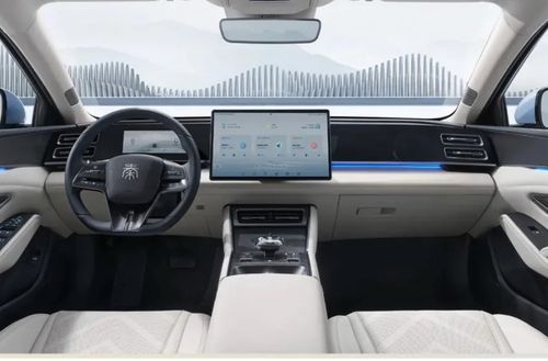 比亚迪第五代DM-p混动技术：全球首创全速域轮端解耦