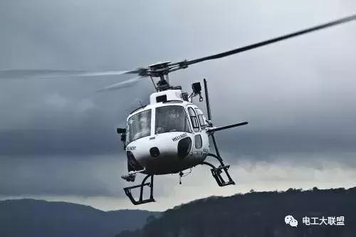 直升机空难背后：西门子西班牙总裁坠河事故的真相与反思