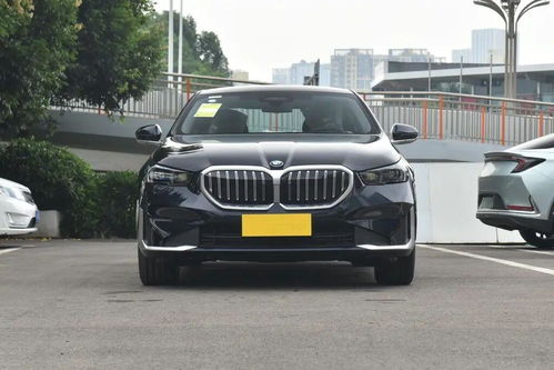 宝马5系跌破29万，豪华中大型轿车市场或将迎来剧变