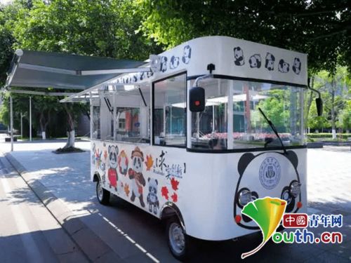 移动餐车的魅力：从街头巷尾到心灵深处