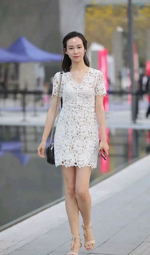 如何把普通连衣裙穿出高级感