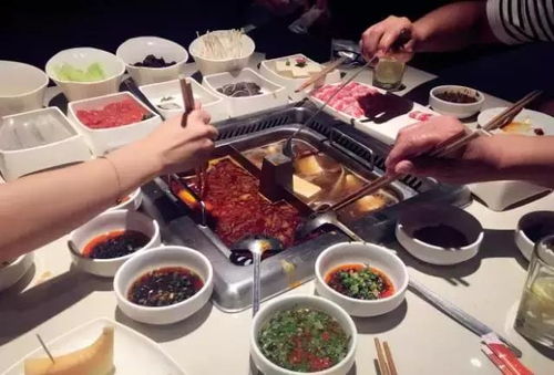 餐饮排队王，流行“吃木头”了？