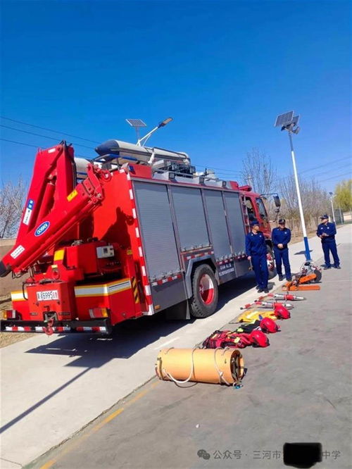 三河消防辟谣：绿色消防车竟是AI恶搞？