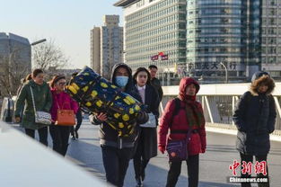 200斤记者实测北京大风：顶不住！