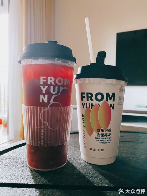 霸王茶姬走出第三条路：从云南小镇到美股第一股