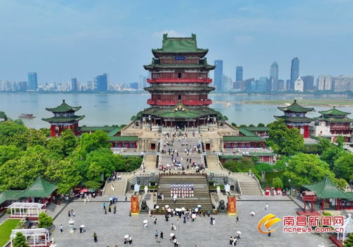 滕王阁景区：背《滕王阁序》免门票，文化传承的另一种打开方式