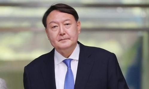 尹锡悦涉内乱案公审：一场历史性的审判