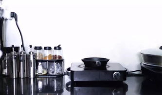 90后厨师把奶油塞进自动售货机，2年半卖出30万罐的秘密