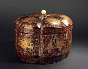 跟着故宫学漆器：黑漆描金山水楼阁纹壶的绝美工艺