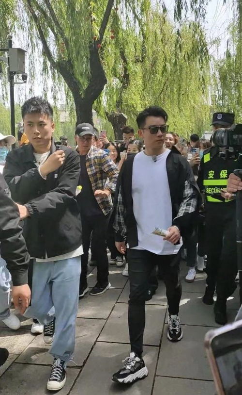 郑恺带家人上阵，跑男新玩法引发热议