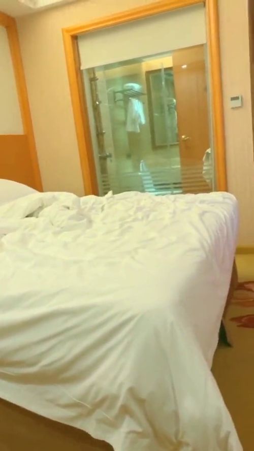 探访“住宿洗浴免费”的高速服务区：真实体验与背后故事