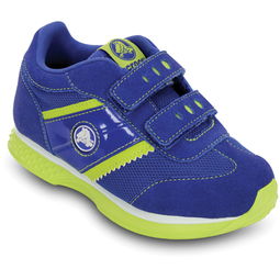 Crocs小白鞋带火白鹿，时尚圈的新宠儿来了！