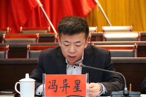 三河市招牌事件背后的深思：从红蓝黑到绿十字，城市治理如何更人性化？