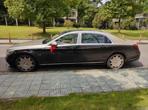 男子开豪车吃外卖背后：迈巴赫车主的另一面