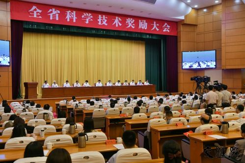 北京一大学生因重大贡献获奖励：从努力到成果的蜕变之路