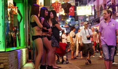 外国游客在泰酒吧骚扰女员工遭群殴事件始末