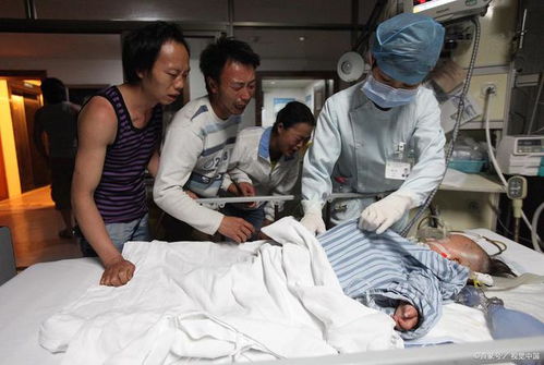 已脑死亡男孩听到妈妈来了流下眼泪：爱与生命的最后告别