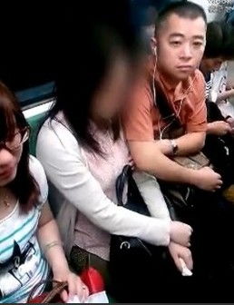 女教师上海街头怒怼“偷拍老法师”，真相竟是这样！