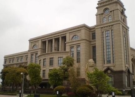 复旦大学亚纳秒级闪存技术：未来电脑存储革命