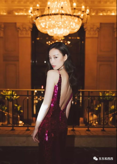 朱一龙倪妮《东极岛》海报曝光，撑伞画面太养眼！