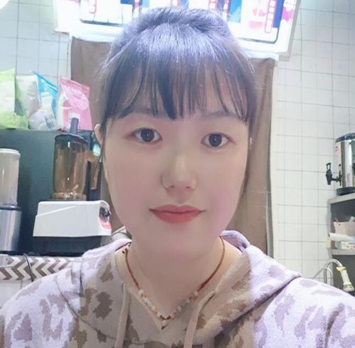 36岁抗癌网红“玲宝”离世：她的故事让我们重新思考生命的意义