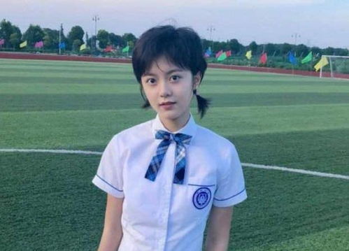 和赵今麦一起智驾出发，体验未来驾驶乐趣