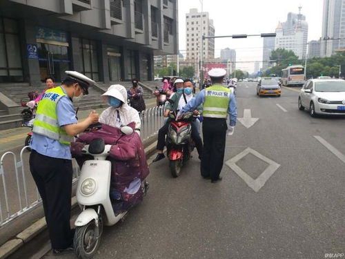 交警执勤拉倒电动车绊倒骑行人事件的深度剖析