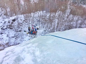 第一视角体验攀冰：在四姑娘山感受冰瀑天堂