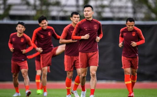 从中甲打工人到国足新希望：廖锦涛，中国足球的“黄金后腰”崛起