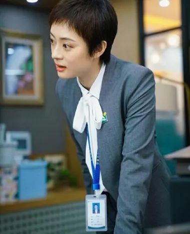 孙俪新剧《乌云之上》霸屏央视卫视，实力演绎刑侦巅峰之作