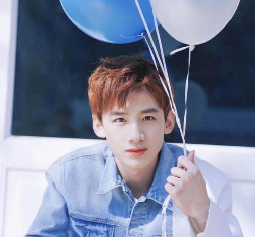 任嘉伦耿星奇合跳星奇摇：粉丝们的狂欢盛宴