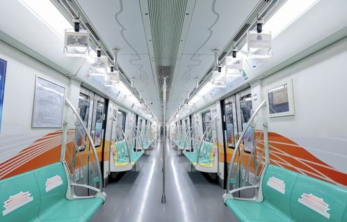 沉浸式体验地铁驾驶室第一视角：无人驾驶的未来已来