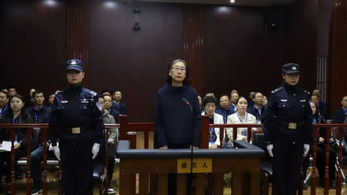 尹锡悦受审：法庭内景首度公开，他到底说了什么？