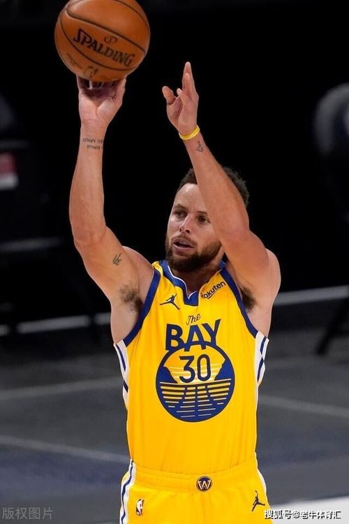 一人一句话评价今天的库里，他的表现堪称完美！