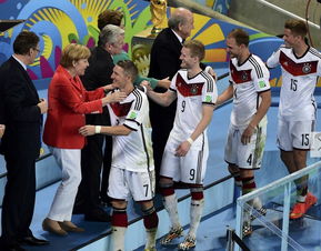 世界杯颁奖典礼：冠军的荣耀与传奇的告别