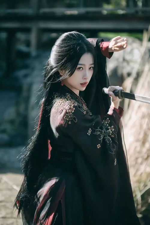 虞书欣与张凌赫三搭《云之羽》，这次她不再只是小兰花