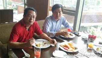 卤鹅哥投喂周鸿祎拉扯20多秒，背后的故事远比你想象的复杂