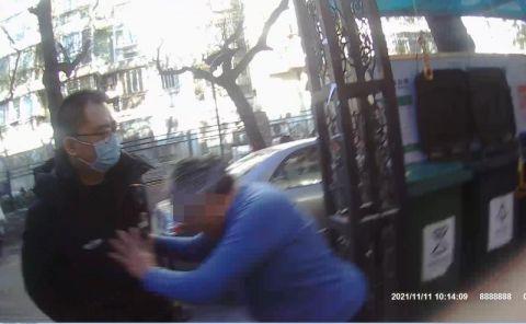 求职者遭侮辱事件背后：人社局的回应与社会反思