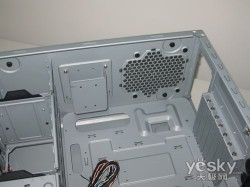 李斌的乐道L90前备箱钓鱼体验：真实还是噱头？