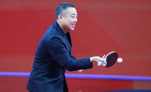 国乒众将回应刘国梁辞去乒协主席：新老交替的传承与责任