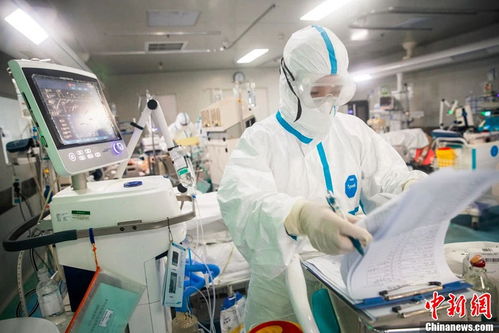 医护人员在抗疫前线忙碌的身影