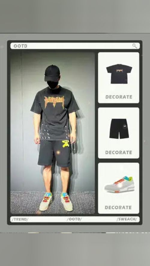 男生展示网上买的裤子能“一秒换装”，原来网购也能这么有趣