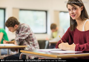 《龙拳小子》：师者微光，照亮英雄梦想