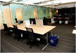 打破“社会时钟”的人生：他选择自己的步调