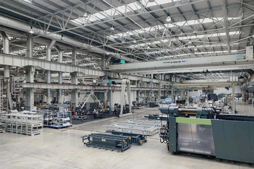 中国工厂生产场景